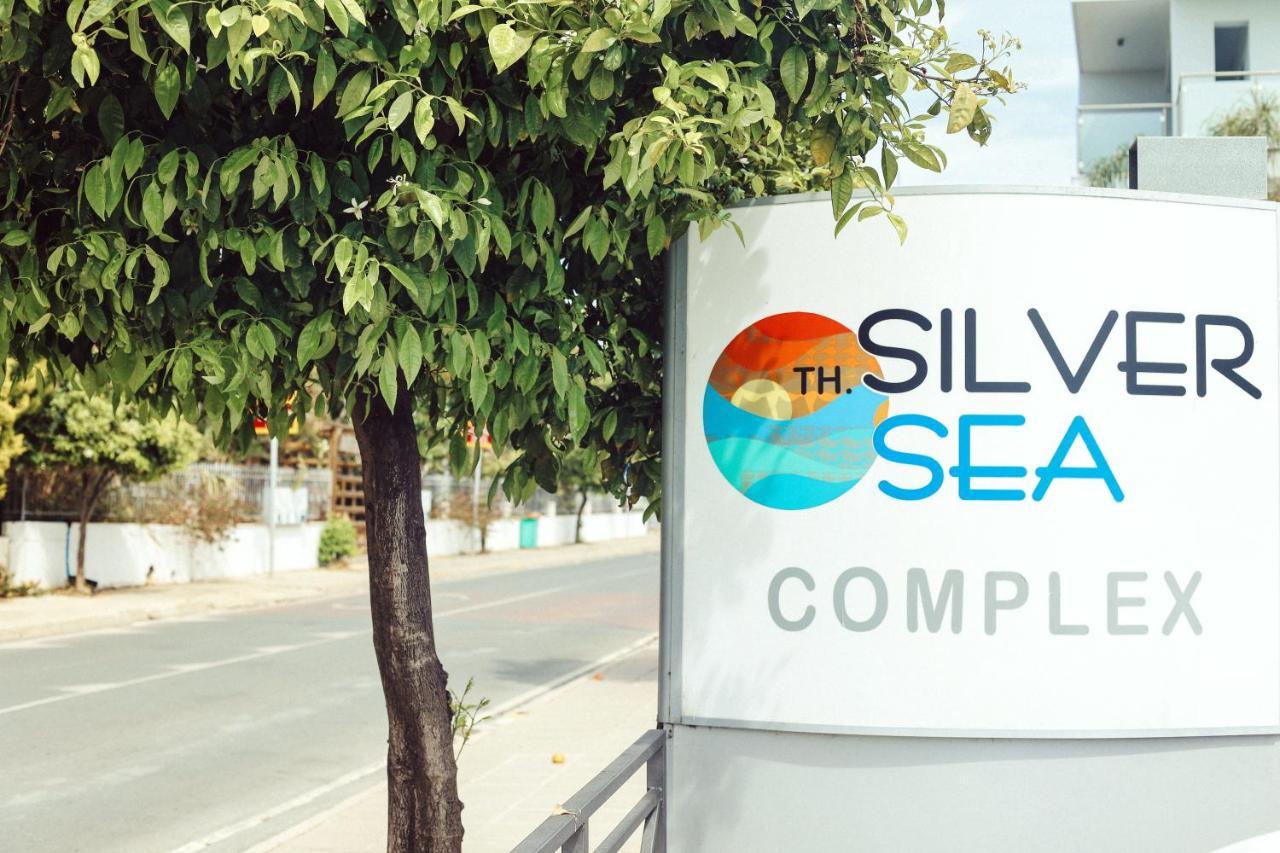 Silver Sea Holiday Apartments ไอยานาปา ภายนอก รูปภาพ